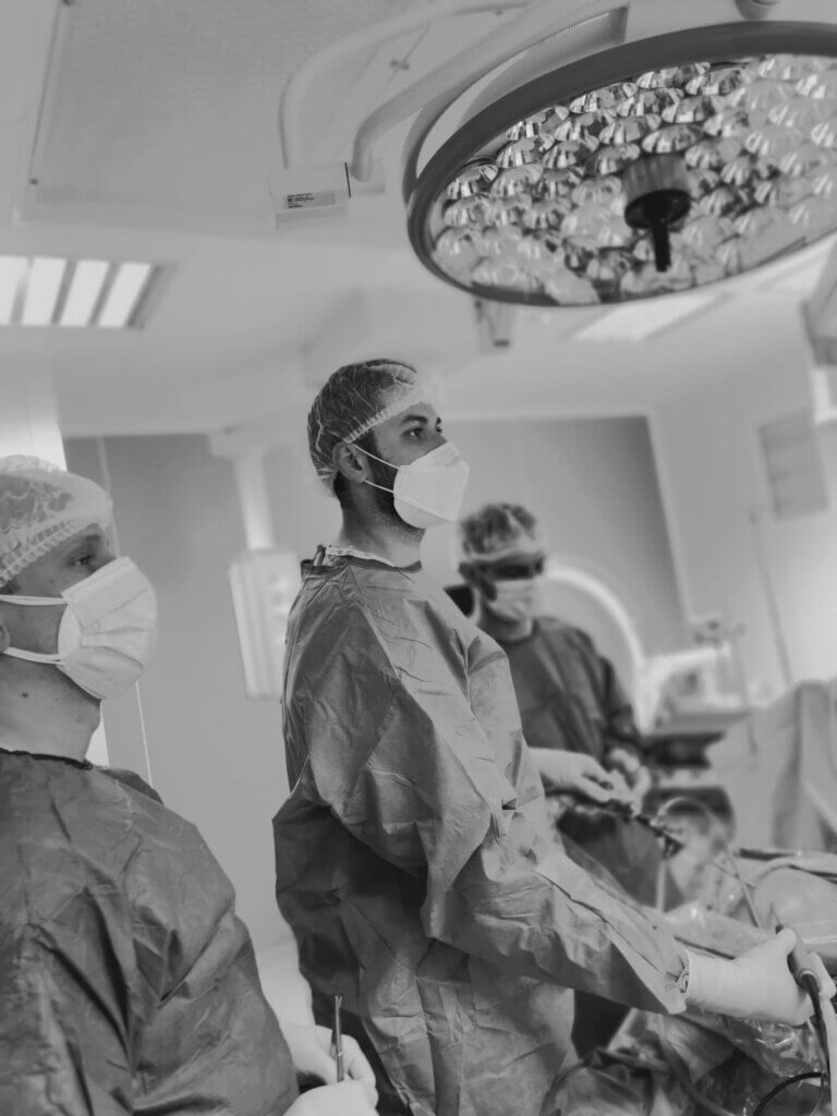Doua interventii chirurgicale ortopedice des intalnite